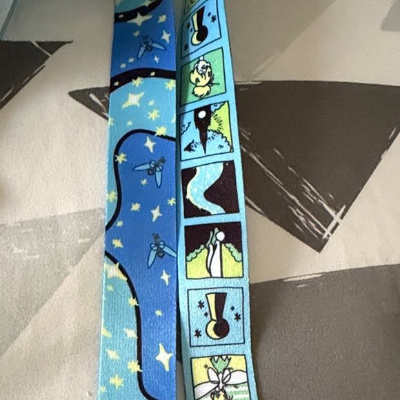 Disney Tinkerbell pin Lanyard - Picture 2 of 4